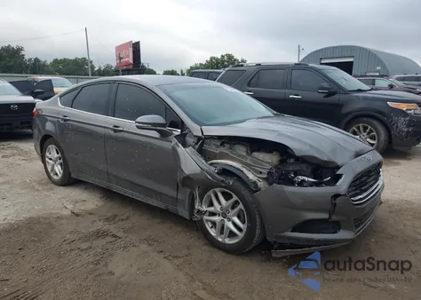 2013 Ford Fusion Se z USA, uszkodzony, nr VIN 3FA6P0HR9DR102918